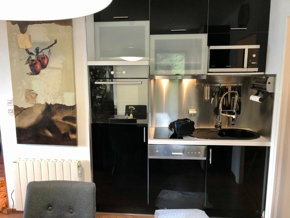 Dolce Vita Auron Buitenkant foto